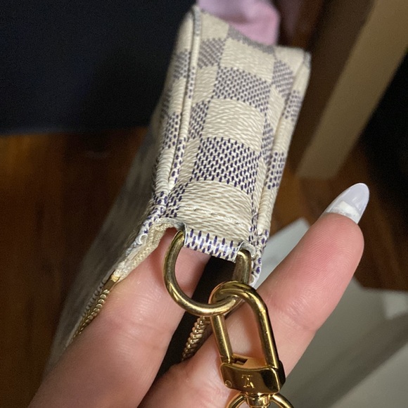 POCHETTE ACCESSOIRES Louis Vuitton in damier azur - Picture 5 of 13